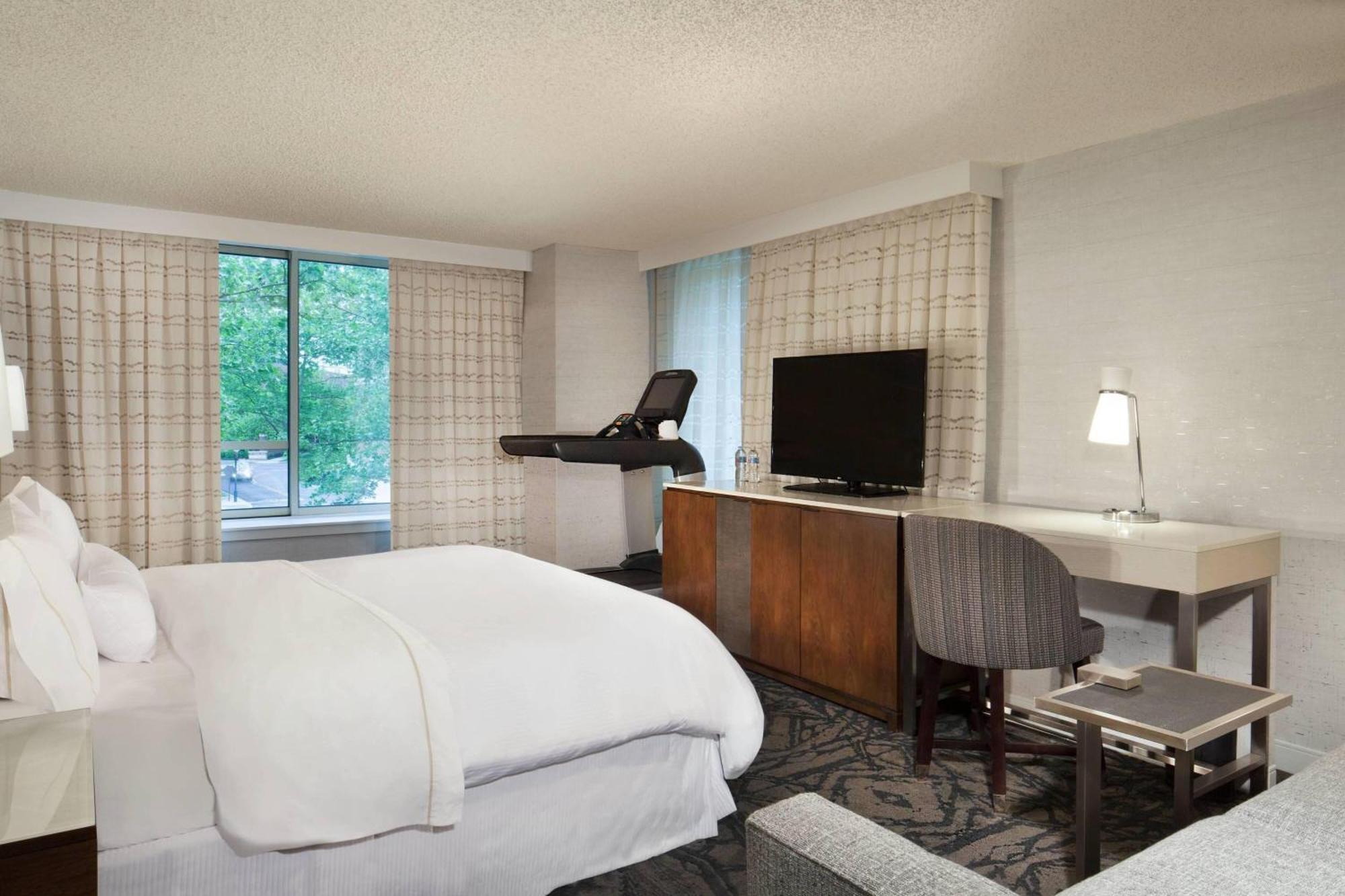 The Westin Princeton At Forrestal Village Екстериор снимка